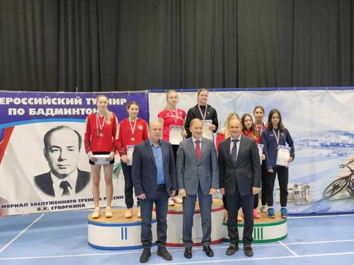 studenty nngu zavoevali 11 medalej na vserossijskih sorevnovaniyah po badmintonu 1