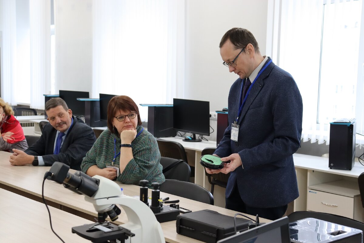 uchyonye nngu vystupili s dokladami na mezhregionalnoj konferencii v sunc 1