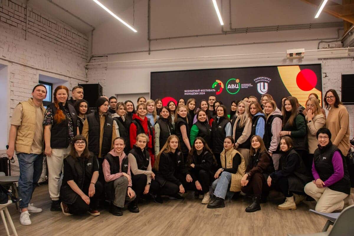 volontyory vsemirnogo festivalya molodezhi 2024 goda otpravilis v sochi