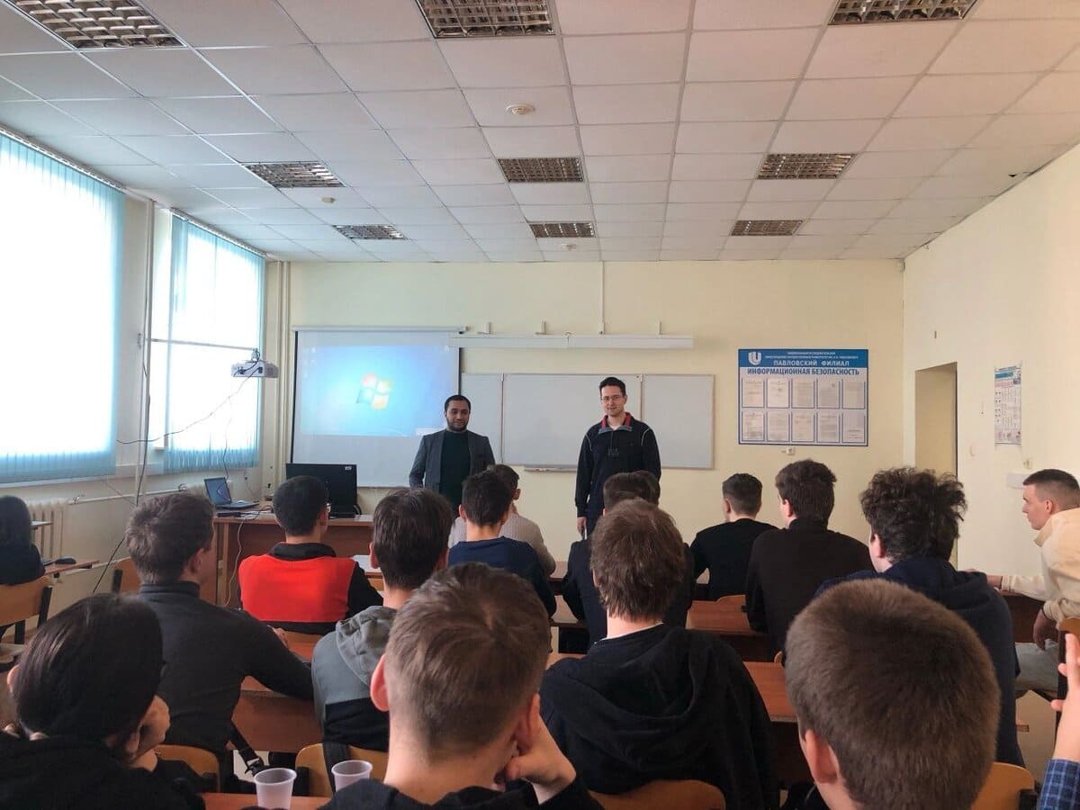 studenty pavlovskogo filiala nngu prisoedinilis k akcii znanie geroi
