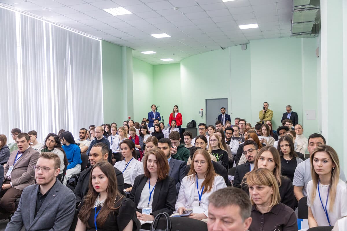 okolo 500 chelovek stali uchastnikami nauchno prakticheskoj konferencii v nngu 1