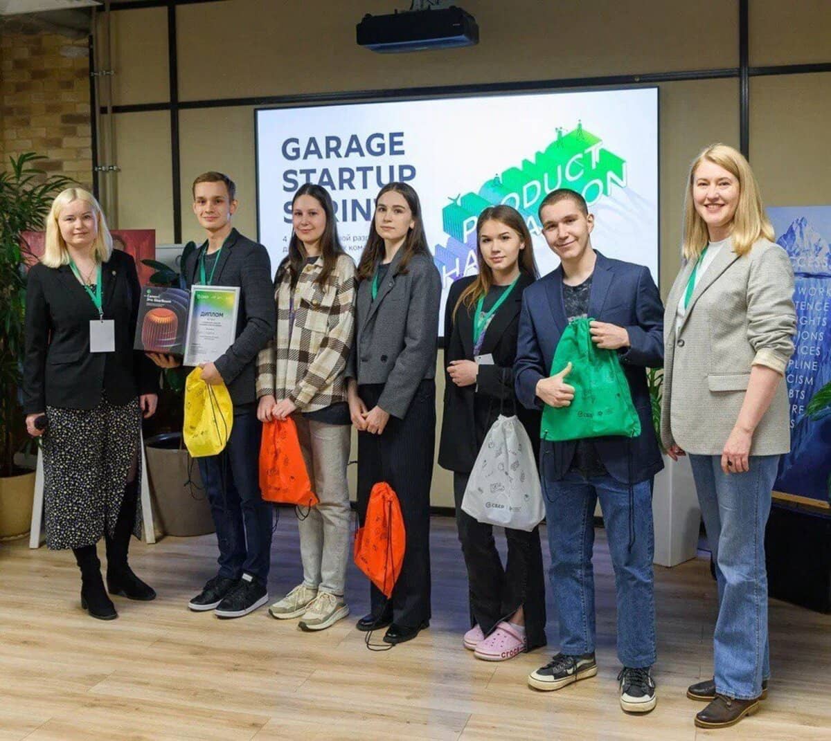 studenty iehp nngu stali prizyorami hakatona garage startup sprint