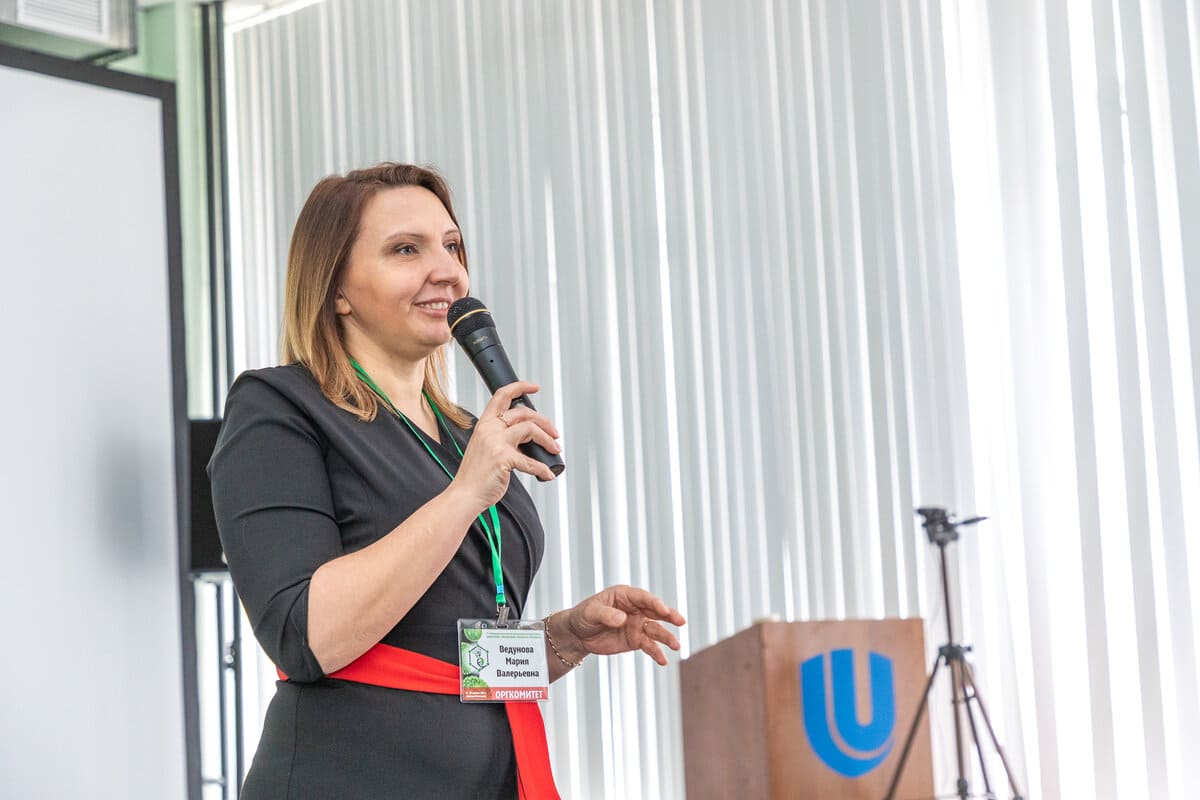 v nngu otkrylas 77 ya vserossijskaya konferenciya biosistemy organizaciya povedenie upravlenie