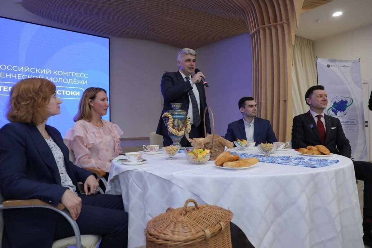 nngu organizoval vserossijskij kongress studencheskoj molodezhi interdialog istoki 1