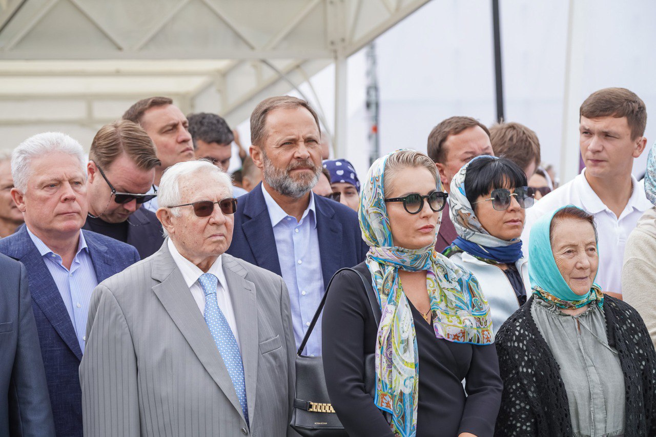 Prezident NNGU Roman Strongin posetil Diveevskii monastir