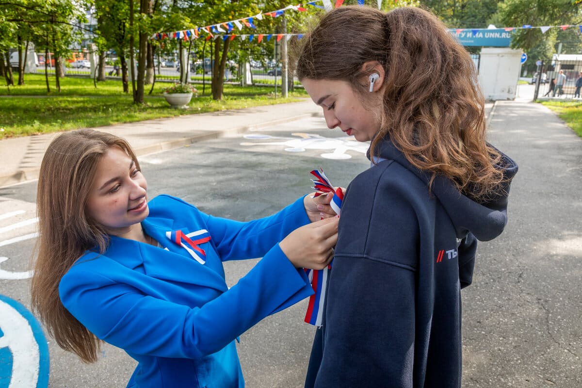 v nngu otmetili den gosudarstvennogo flaga rossijskoj federacii 1