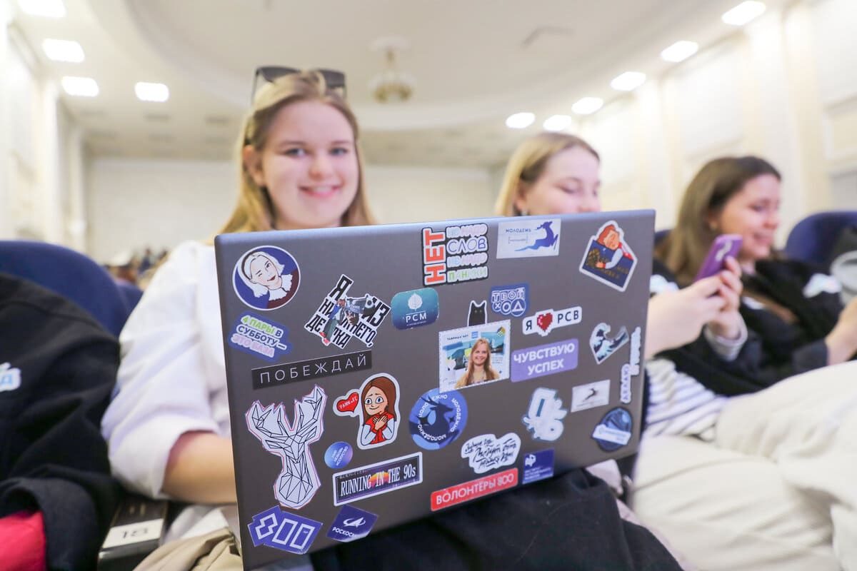 studentov nngu priglashayut na vtoroj potok onlajn kursa nauchpop zhurnalistika