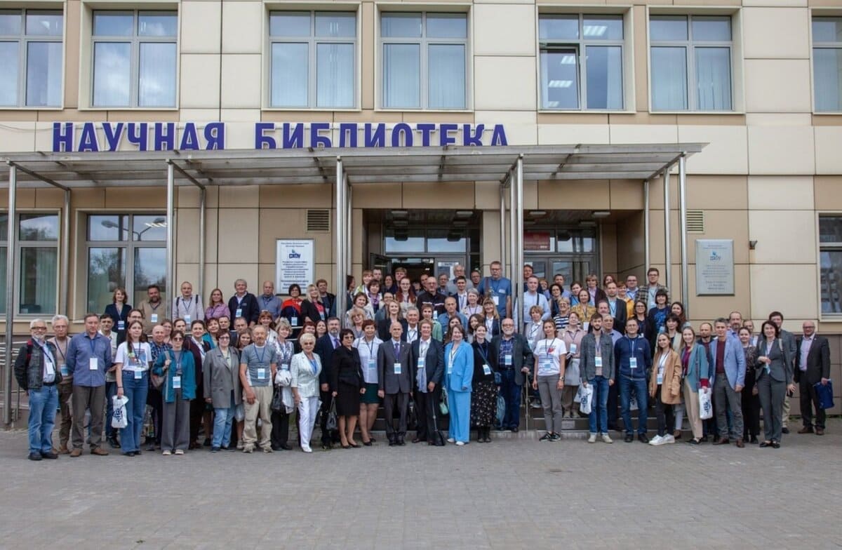 delegaciya uchyonyh nngu prinyala uchastie v rabote sezda gidrobiologicheskogo obshchestva 1