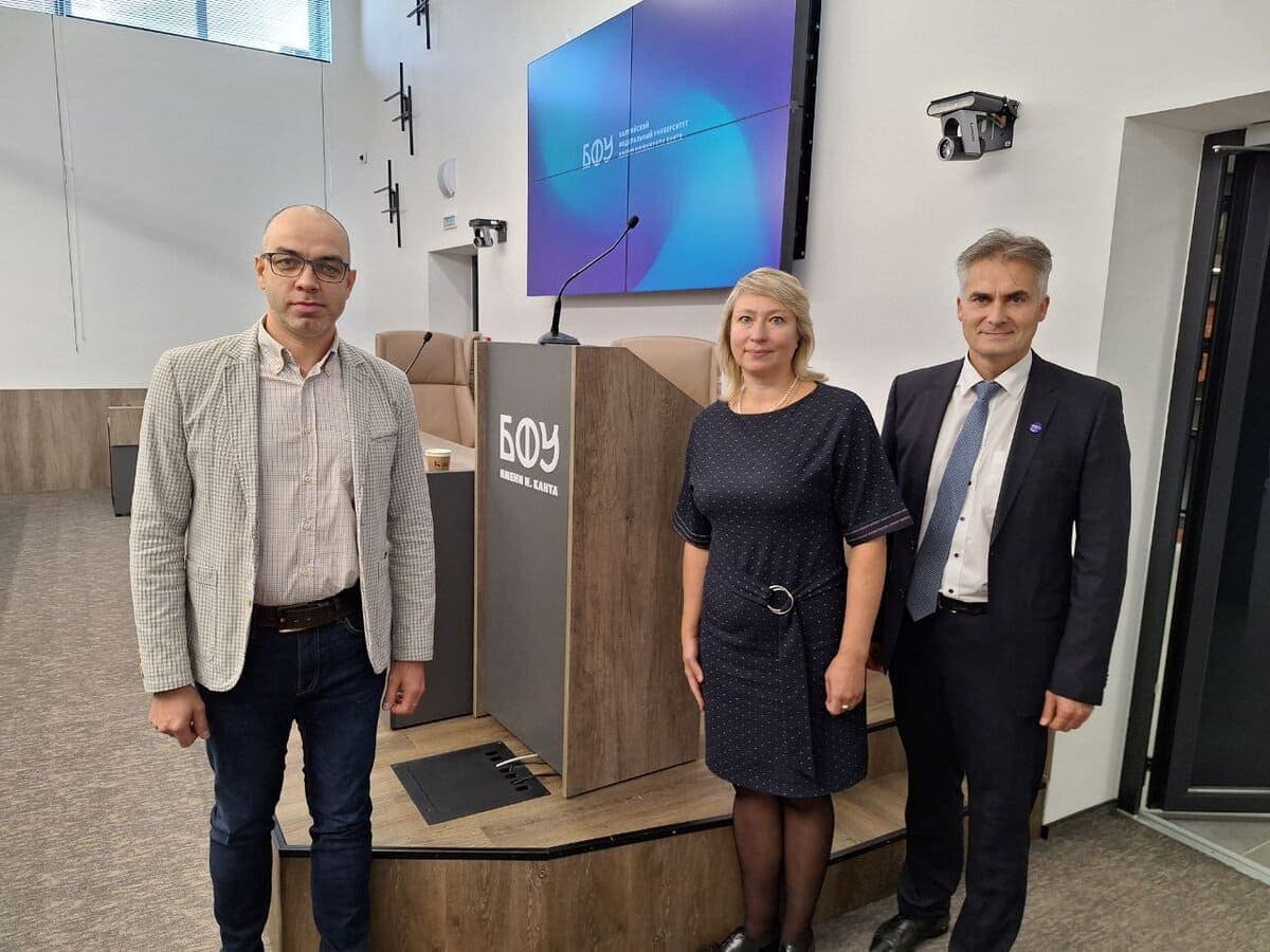 nngu i bfu proveli sovmestnuyu konferenciyu po problemam prava evrazijskoj integracii