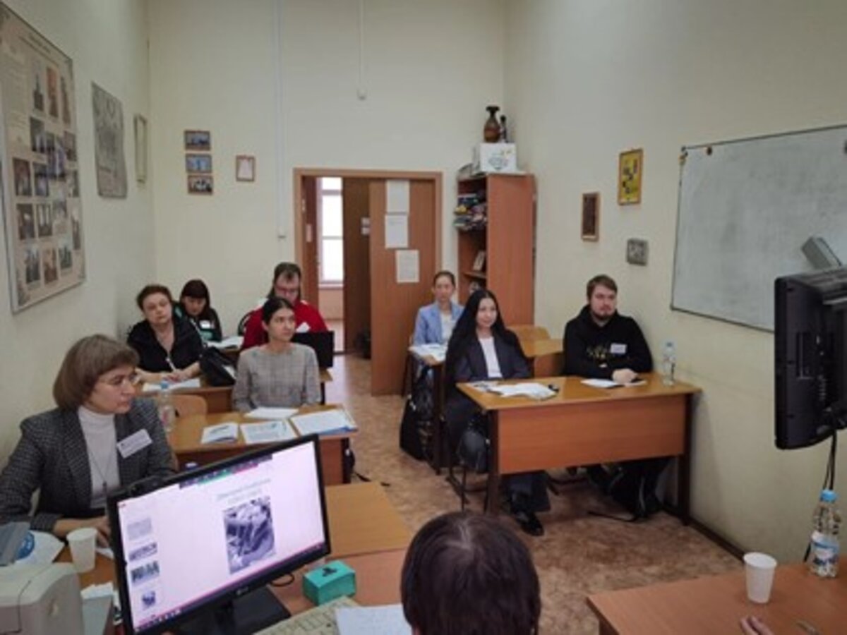 konferenciya nacionalnye kody v yazyke i literature sostoyalas v nngu 2