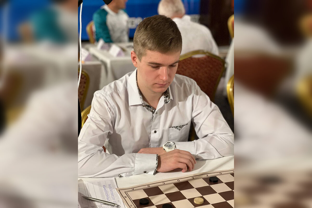 aspirant nngu vyigral molodyozhnyj chempionat mira po shashkam