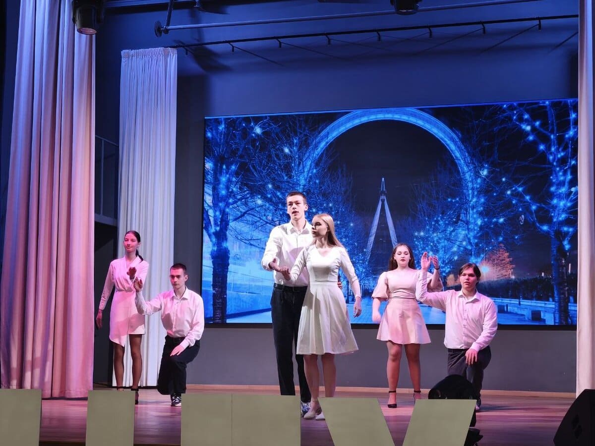 prazdnichnyj koncert ko dnyu ehnergetika proveli v balahninskom filiale nngu