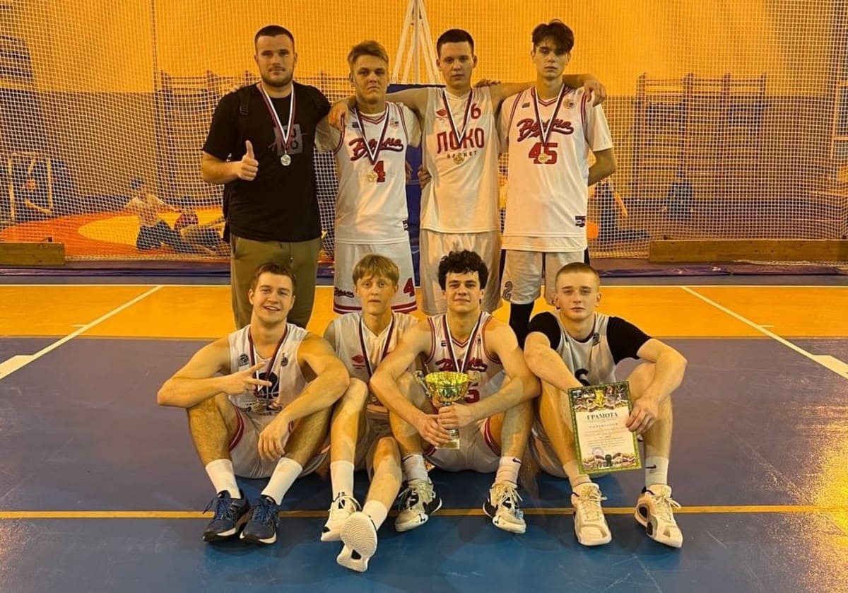 komanda balahninskogo filiala nngu po basketbolu zanyala vtoroe mesto na spartakiade