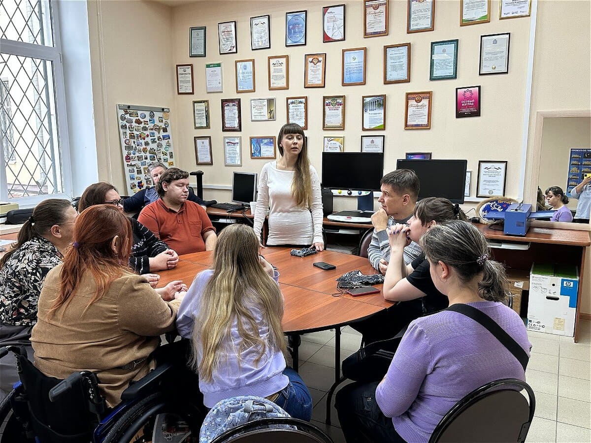 dlya studentov nngu s invalidnostyu i ovz organizovali zanyatiya