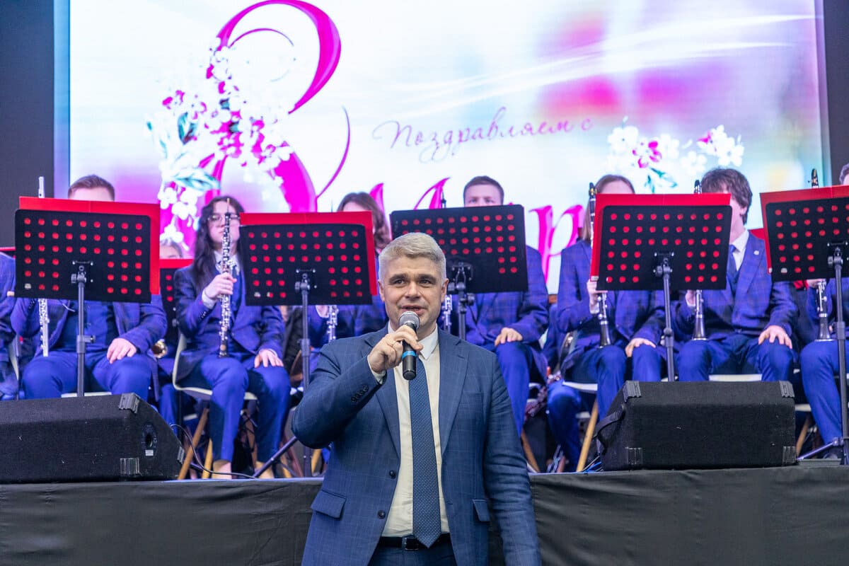 mezhdunarodnyj zhenskij den otprazdnovali v nngu