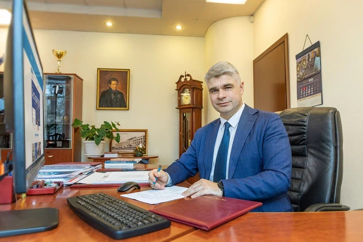 rektor nngu oleg trofimov prazdnuet yubilej